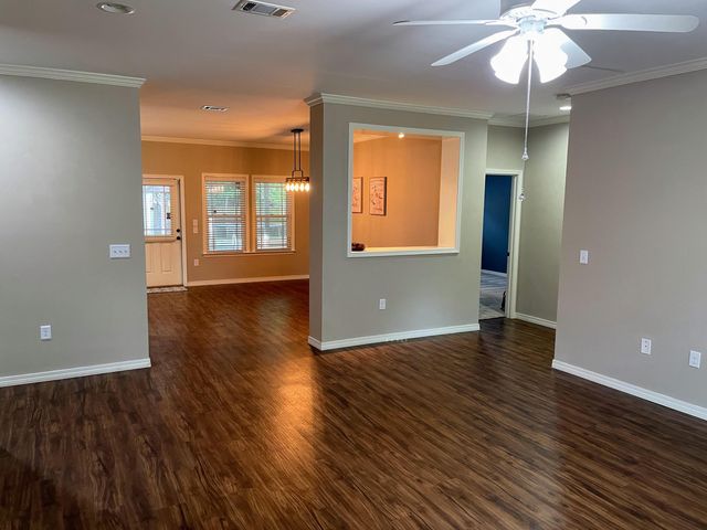 418 Davenport Avenue, Valparaiso, FL 32580