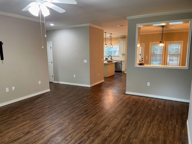 418 Davenport Avenue, Valparaiso, FL 32580