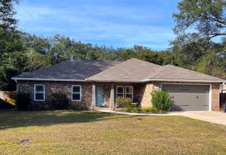 418 Davenport Avenue, Valparaiso, FL 32580