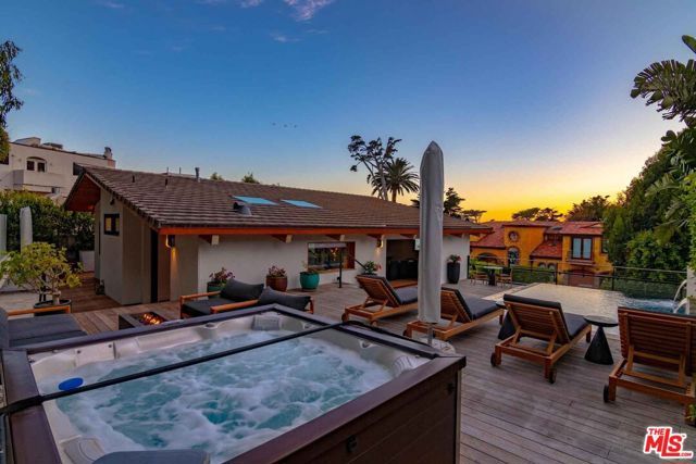 31851 Sea Level Drive, Malibu, CA 90265