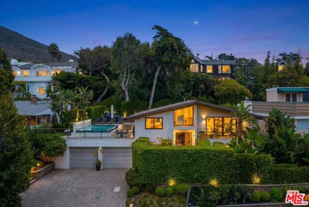 31851 Sea Level Drive, Malibu, CA 90265