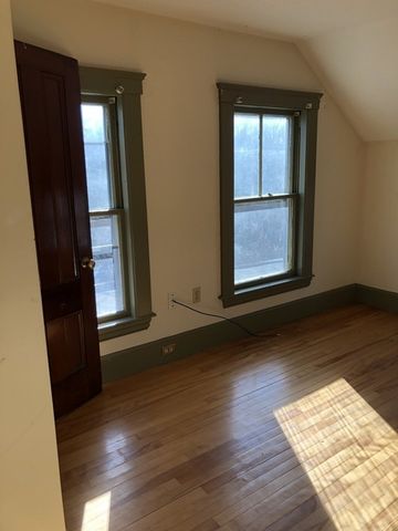 500 W Main St, Northborough, MA 01532