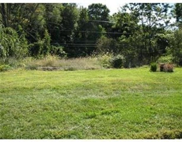 500 W Main St, Northborough, MA 01532