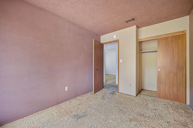 7828 Rockhurst Way, Sacramento, CA 95828