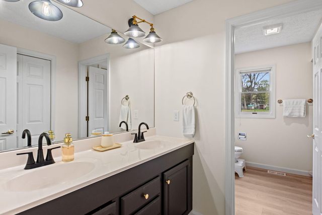901 Milton Street, Valparaiso, IN 46385