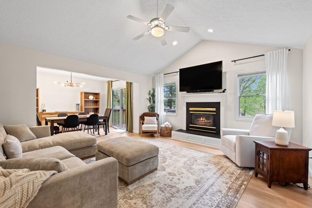 901 Milton Street, Valparaiso, IN 46385