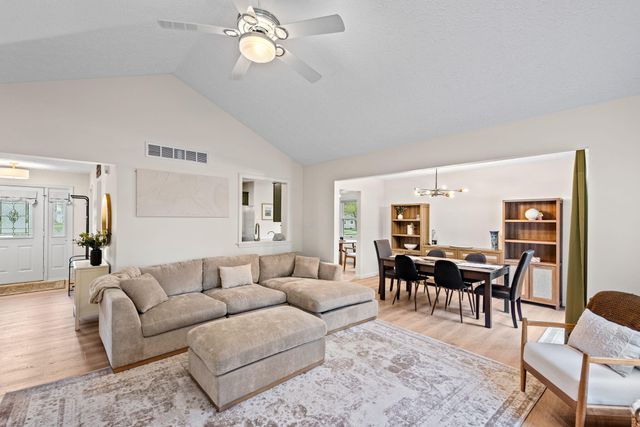 901 Milton Street, Valparaiso, IN 46385
