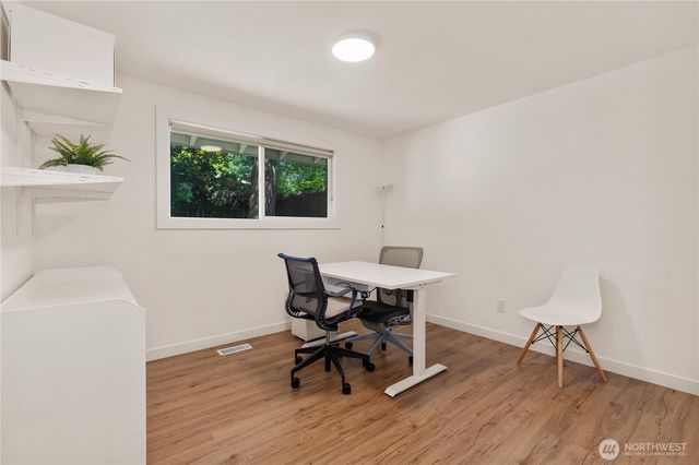 21810 NE 16th Street, Sammamish, WA 98074