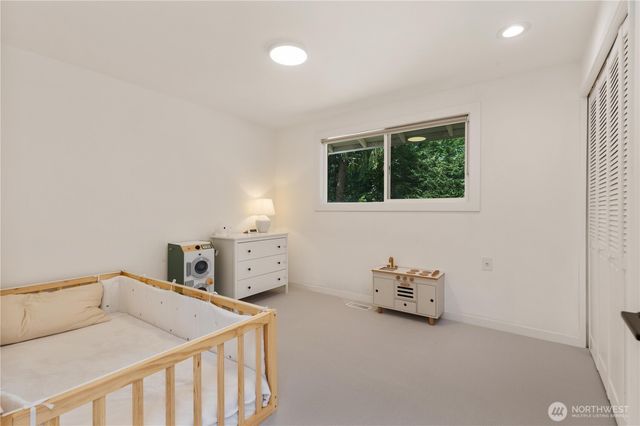 21810 NE 16th Street, Sammamish, WA 98074