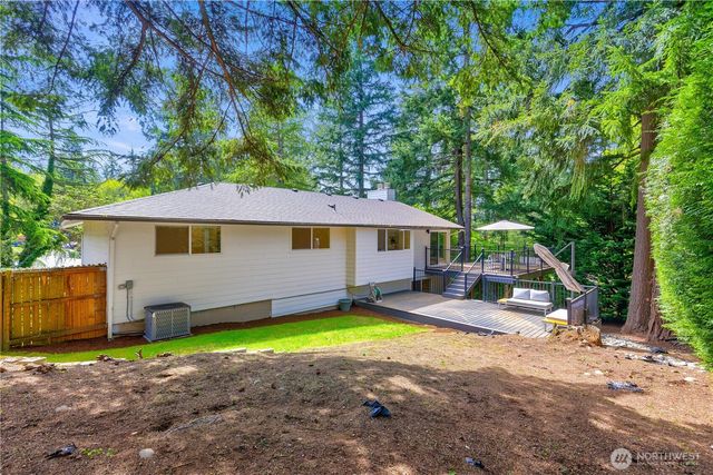 21810 NE 16th Street, Sammamish, WA 98074