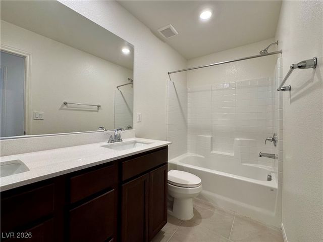 8109 Minavalle Avenue, Las Vegas, NV 89113