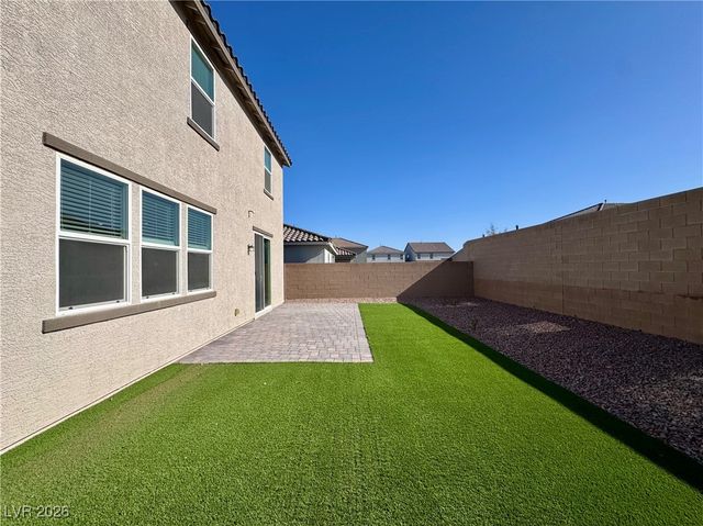 8109 Minavalle Avenue, Las Vegas, NV 89113