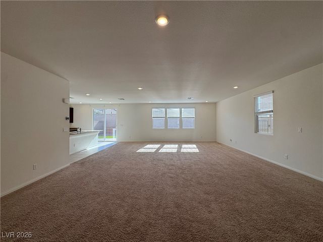 8109 Minavalle Avenue, Las Vegas, NV 89113