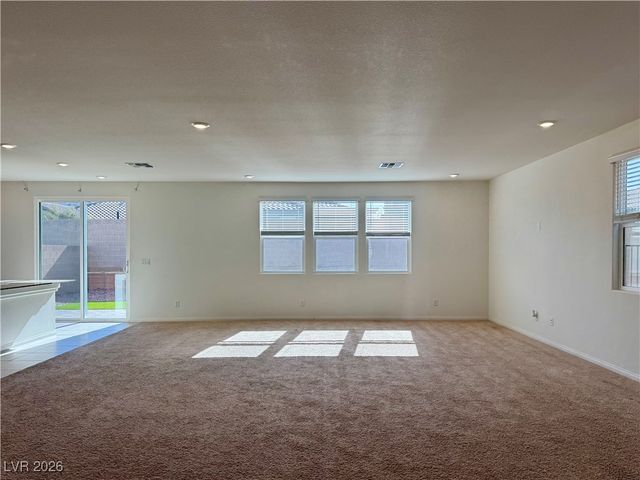 8109 Minavalle Avenue, Las Vegas, NV 89113
