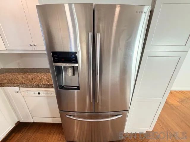 6142 Romany Dr, San Diego, CA 92120