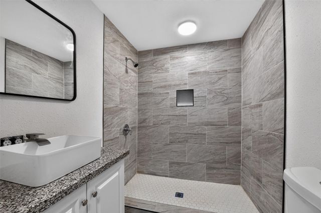 3438 Bacon Street, Houston, TX 77021