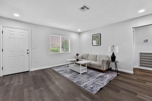 3438 Bacon Street, Houston, TX 77021