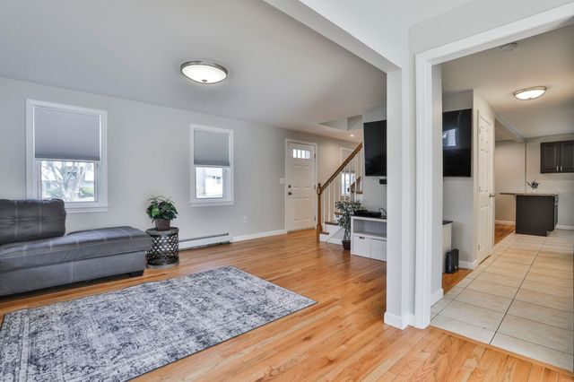 445 Blevens Drive, Manchester, NH 03104