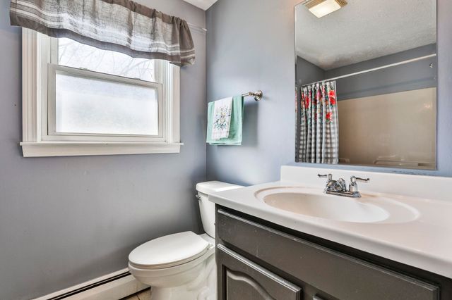 445 Blevens Drive, Manchester, NH 03104