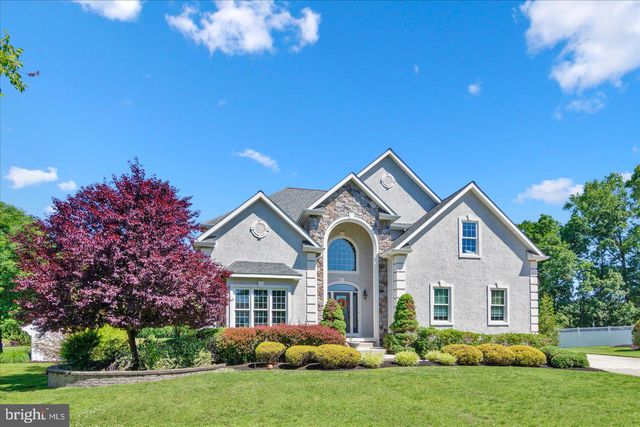 3 JILLIAN WAY, Mount Laurel, NJ 08054