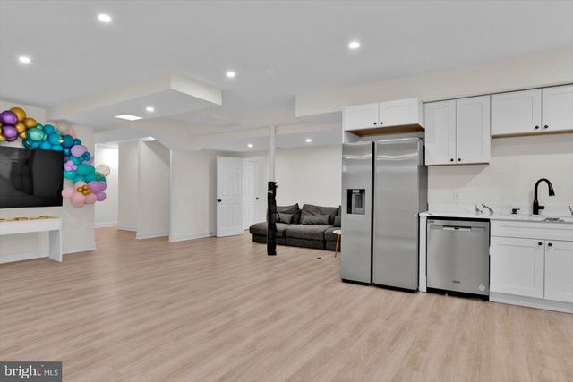 3 JILLIAN WAY, Mount Laurel, NJ 08054