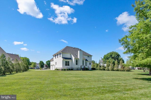 3 JILLIAN WAY, Mount Laurel, NJ 08054
