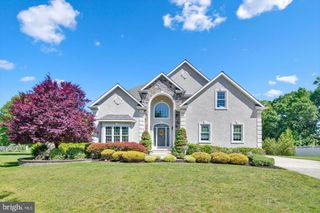 3 JILLIAN WAY, Mount Laurel, NJ 08054