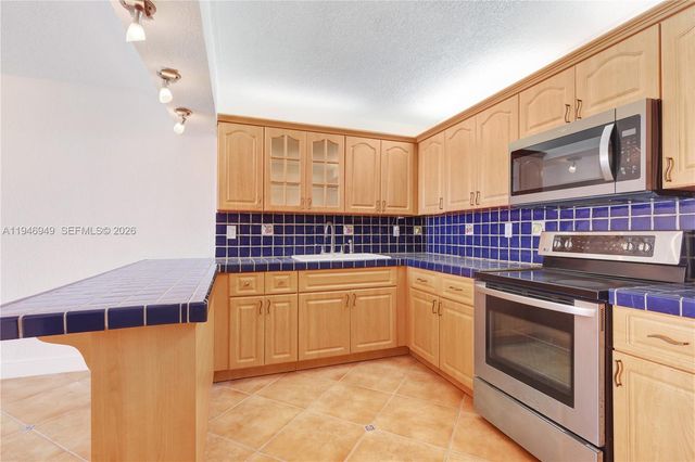 6801 Indian Creek Dr 602, Miami Beach, FL 33141