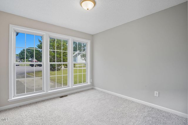 5520 Oregon Landing Place, Raleigh, NC 27610