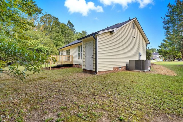 5520 Oregon Landing Place, Raleigh, NC 27610