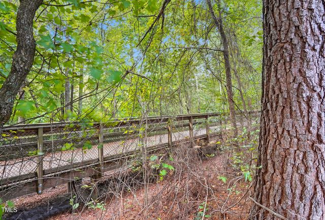 5520 Oregon Landing Place, Raleigh, NC 27610