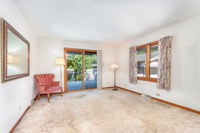 59 Indianwood Drive, Thornton, IL 60476