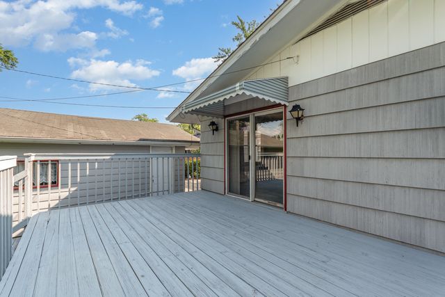 59 Indianwood Drive, Thornton, IL 60476