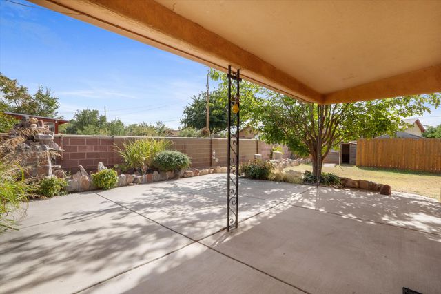 3812 Comanche Road NE, Albuquerque, NM 87110