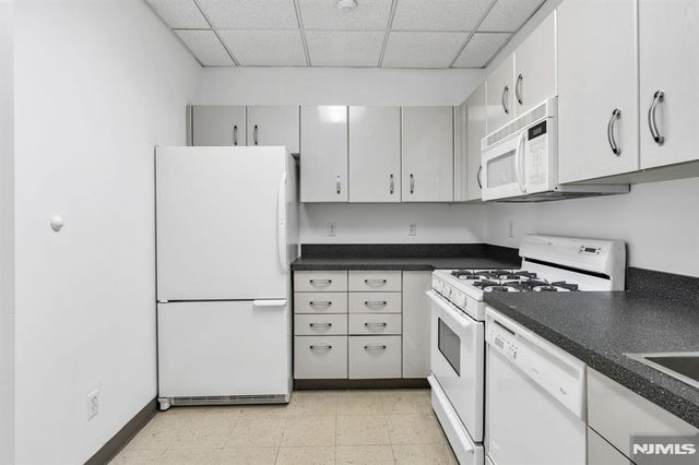 309 Argyle Place, Kearny, NJ 07032