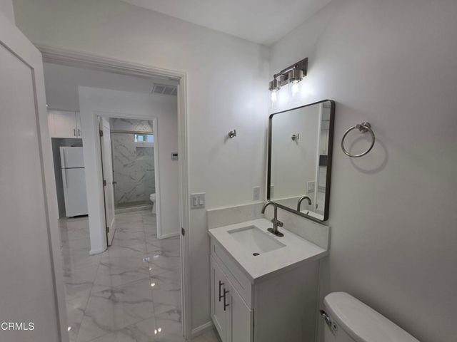 10926 Woodward Avenue, Sunland, CA 91040