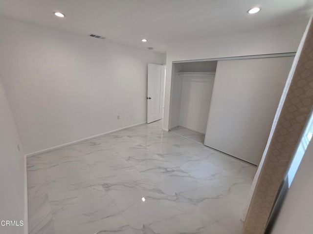 10926 Woodward Avenue, Sunland, CA 91040
