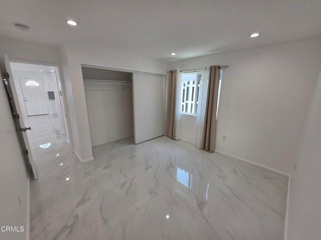 10926 Woodward Avenue, Sunland, CA 91040