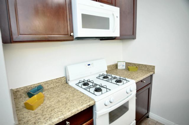 1621 Hotel Circle S E304, San Diego, CA 92108