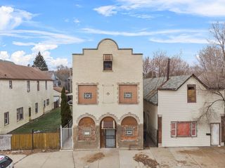 8420 S Burley Avenue, Chicago, IL 60617