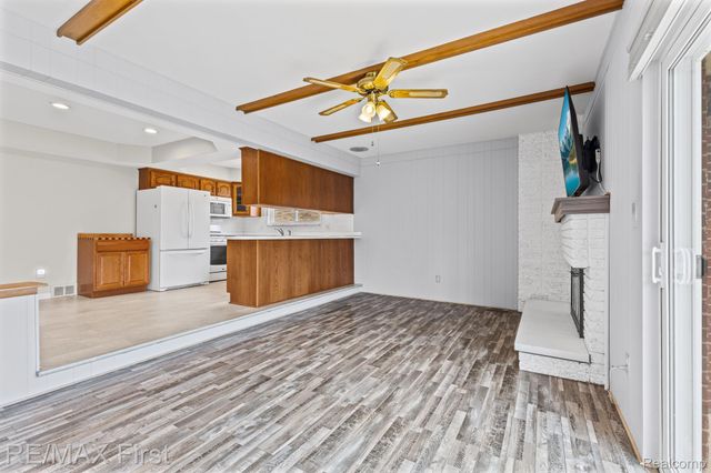 34356 Greentrees Road, Sterling Heights, MI 48312