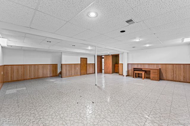 34356 Greentrees Road, Sterling Heights, MI 48312