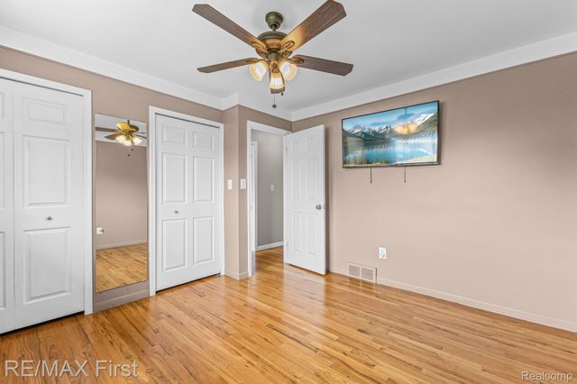 34356 Greentrees Road, Sterling Heights, MI 48312