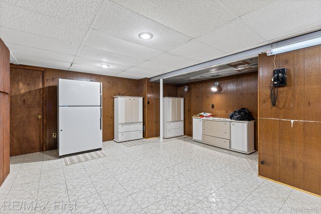 34356 Greentrees Road, Sterling Heights, MI 48312