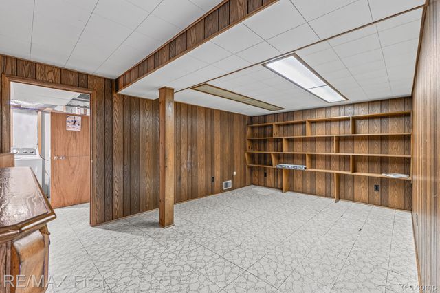 34356 Greentrees Road, Sterling Heights, MI 48312