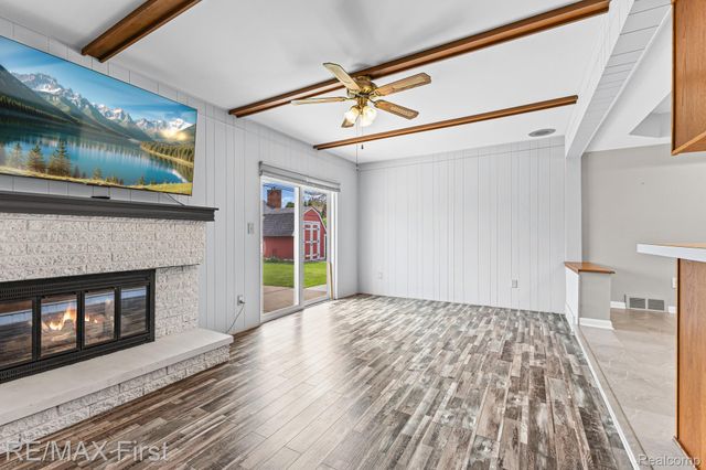 34356 Greentrees Road, Sterling Heights, MI 48312