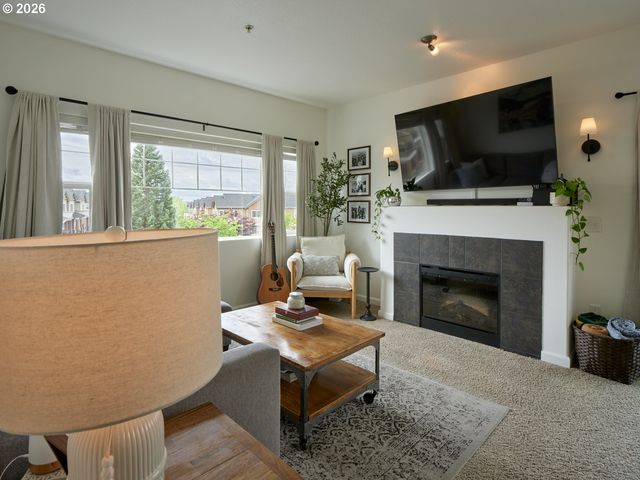 11735 Nw WINTER PARK Ter 402, Portland, OR 97229