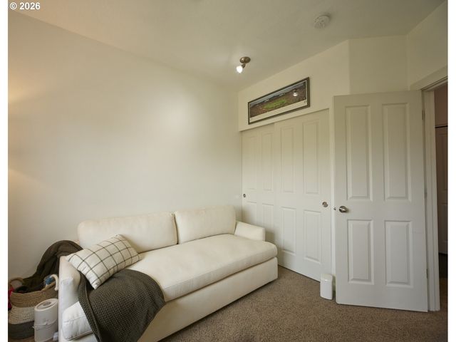 11735 Nw WINTER PARK Ter 402, Portland, OR 97229