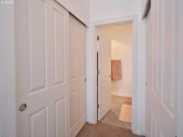11735 Nw WINTER PARK Ter 402, Portland, OR 97229