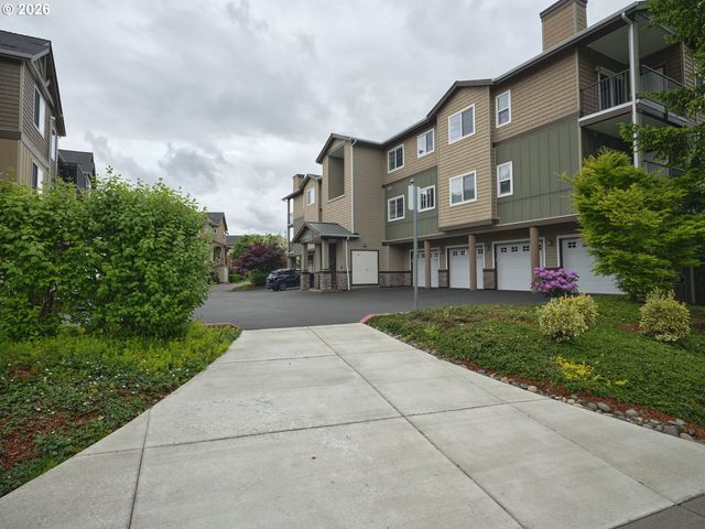 11735 Nw WINTER PARK Ter 402, Portland, OR 97229